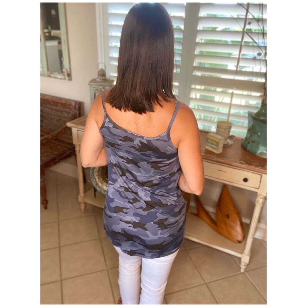 ❤️‍🔥Reversible Camouflage Scoop V-Neck Tank Blue 1422 - Picture 14 of 14